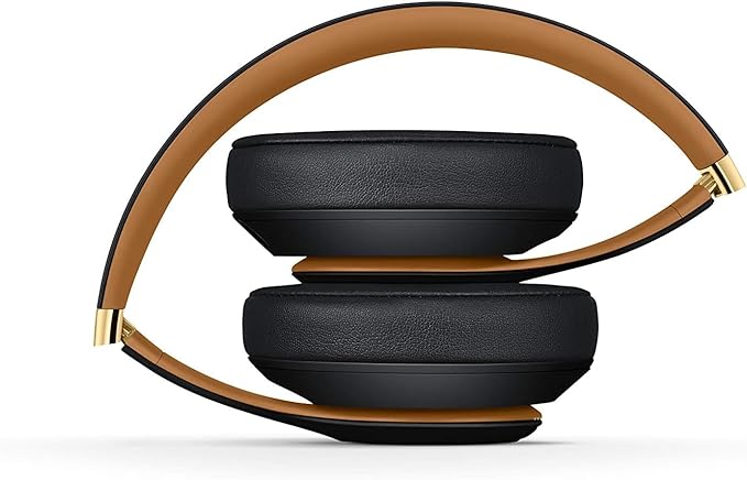 Beats Studio3 Wireless Over-Ear Headphones The beats Skyline Collection - Midnight Black (Renewed)