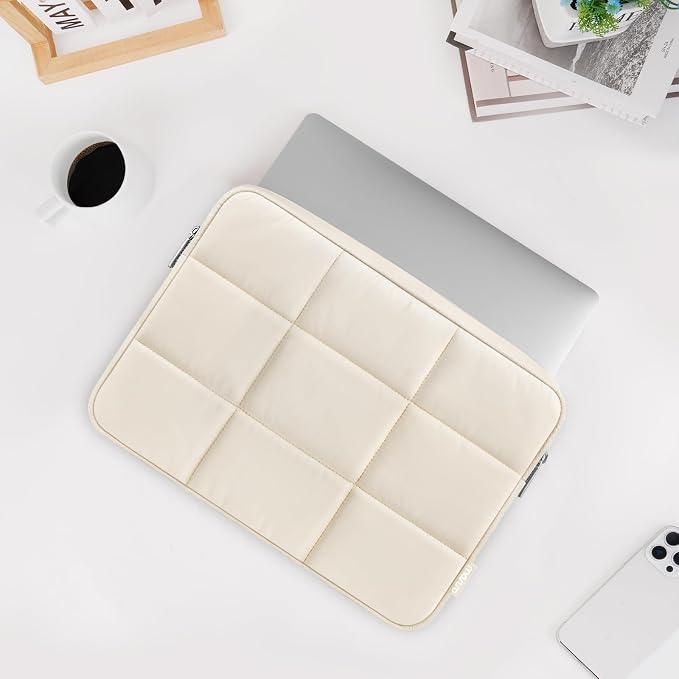 MOSISO Laptop Case 16 inch, 15-15.6 inch Puffy Laptop Sleeve Compatible with MacBook Pro 16 M4 M3 M2 M1,HP Acer Dell Lenovo ASUS Notebook, Rectangle Quilted Puffer Computer Bag for Women, Sand