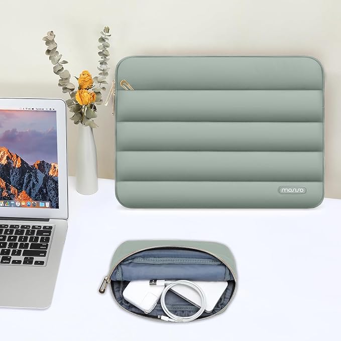 MOSISO Laptop Case 13.3 inch,13-13.3 inch Puffy Laptop Sleeve Compatible with MacBook Air 13.6 M5 M4 M3 M2 M1/Neo/Pro 13/14,HP Dell ASUS Lenovo,Polyester Horizontal Bag with Small Case,Antique Green