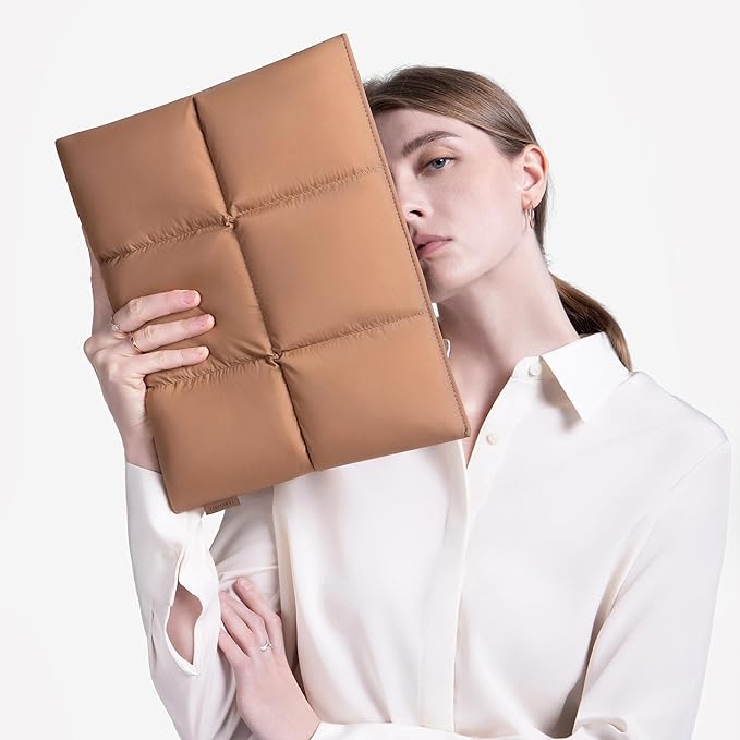 Comfyable Puffy Laptop Sleeve 15 16 Inch, Quilted Puffer Laptop Carrying Case for Women, Pillow Pouch Compatible for MacBook Air M5 & MacBook Pro M5 Pro/Max 2026, Brown