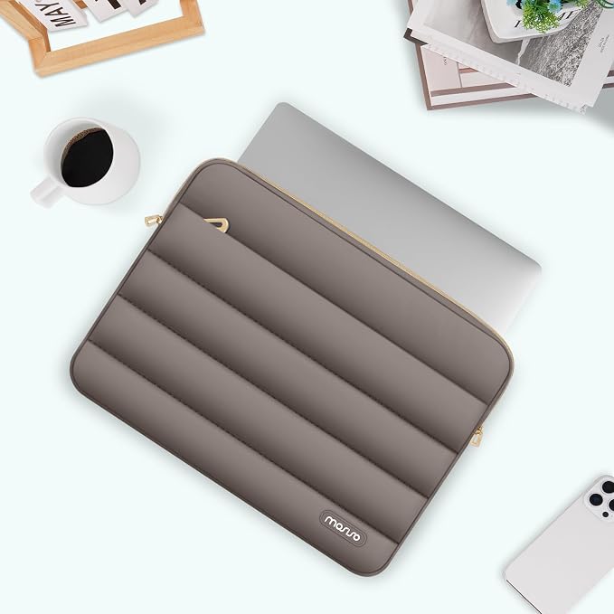 MOSISO Laptop Case 13.3 inch,13-13.3 inch Puffy Laptop Sleeve Compatible with MacBook Air 13.6 M5 M4 M3 M2 M1/Neo/Pro 13/14,HP Dell ASUS Lenovo,Polyester Horizontal Bag with Small Case, Taupe Brown