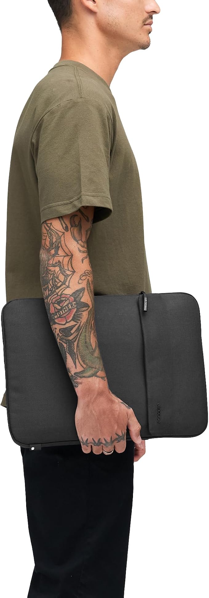 Incase Crosstown Sleeve with Woolenex – Vertical Orientation, Cushioned Protection, Durable Construction, External Slip Pocket – PC/Mac Sleeve (Black, 14" MacBooks/Laptops)