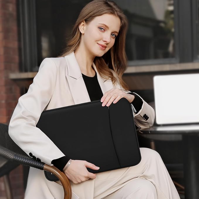 MOSISO 13.3 inch Laptop Case, 13-13.3 inch Laptop Sleeve Compatible with MacBook Neo/Air/Pro 13 inch with A18/M5/M4/M3/M2/M1 Chip 2026-2016, Neoprene Carrying Computer Bag with Curved Pocket, Black