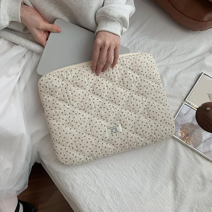 Puffy Laptop Sleeve 13-15.6 Inch Corduroy Quilted Laptop Protective Case Cute Floral Computer Sleeve Protective for MacBook (Cream Ditsy, 15.6 Inch)