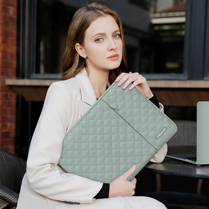 MOSISO Laptop Case 15 inch, 15 inch Laptop Sleeve Compatible with MacBook Air M4 M3 M2 2025 2024 2023, Dell XPS Plus, Square Quilted Vertical Computer Bag with Pocket&Small Case, Antique Green