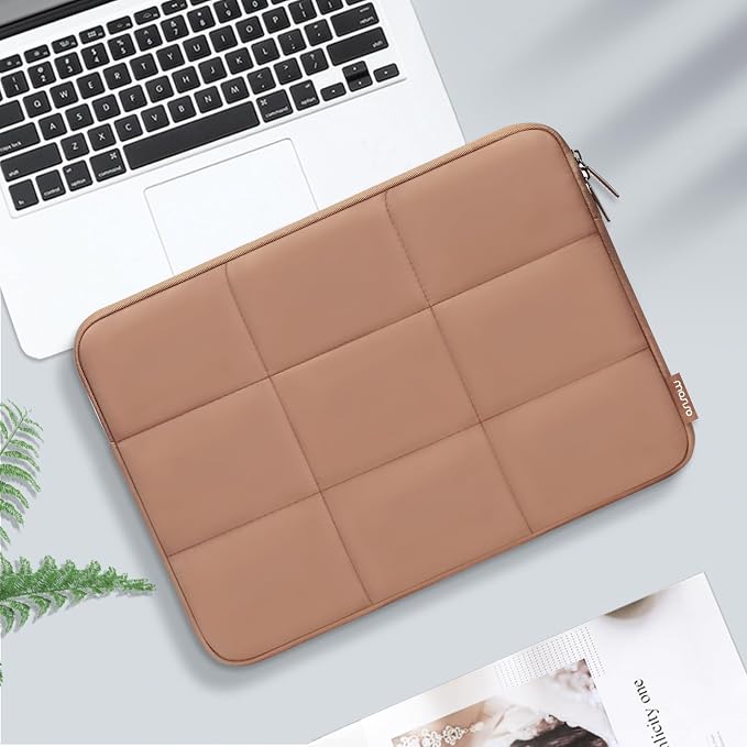 MOSISO Laptop Case 13.3 inch, 13-13.3 inch Puffy Laptop Sleeve Compatible with MacBook Air 13 13.6/Pro 13/Pro 14, HP Dell ASUS Lenovo, Rectangle Quilted Puffer Computer Bag for Women, Brown