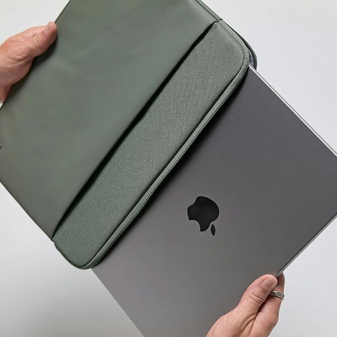 Incase A.R.C. Laptop Sleeve 14 Inch – MacBook Case with Faux Fur Lining, External Pocket – Fits MacBook Pro Air Lenovo Dell HP – Laptop Cover, Computer Case - Travel, Work, College - Smoked Ivy